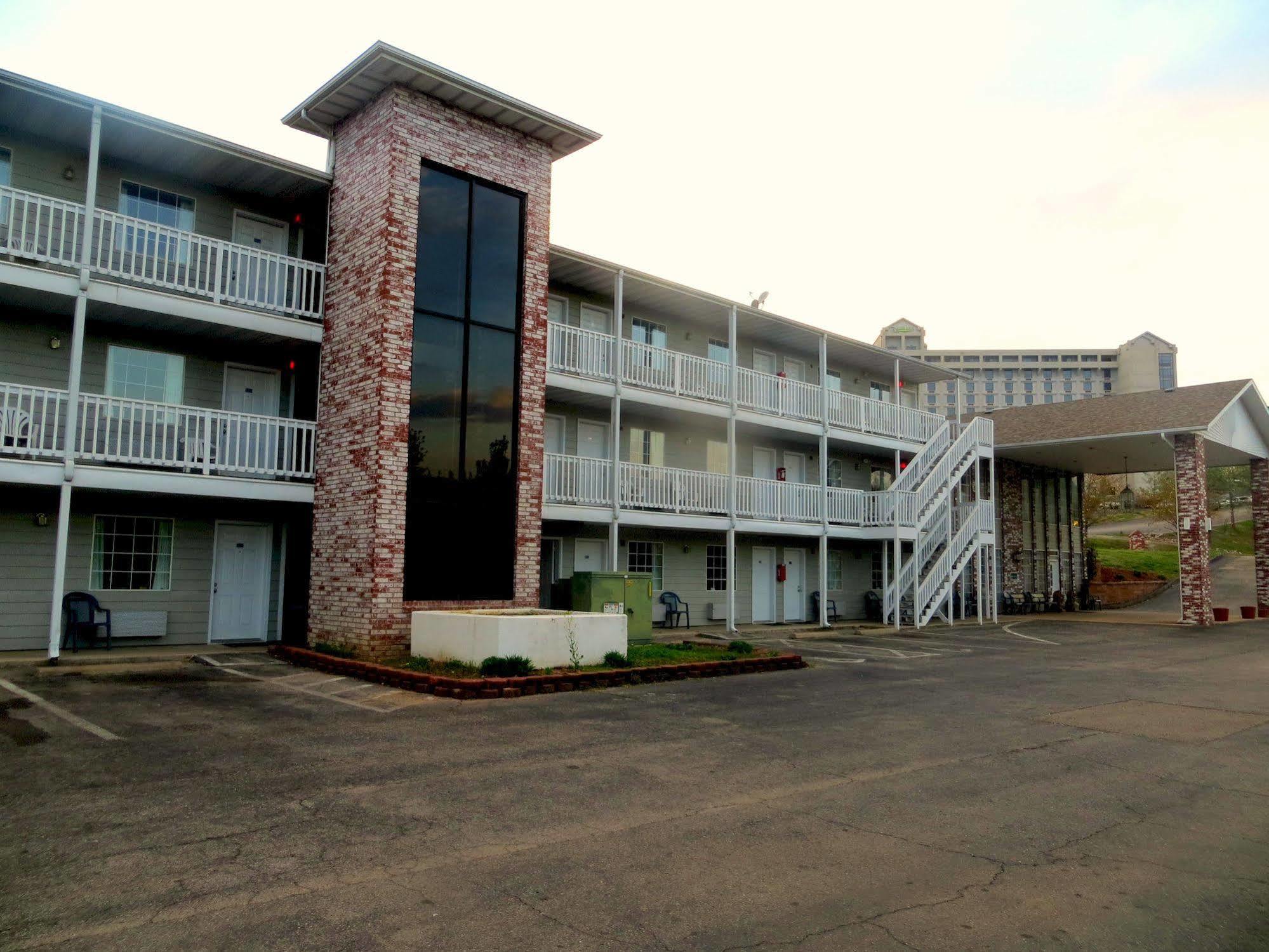 Peach Tree Inn Branson Esterno foto